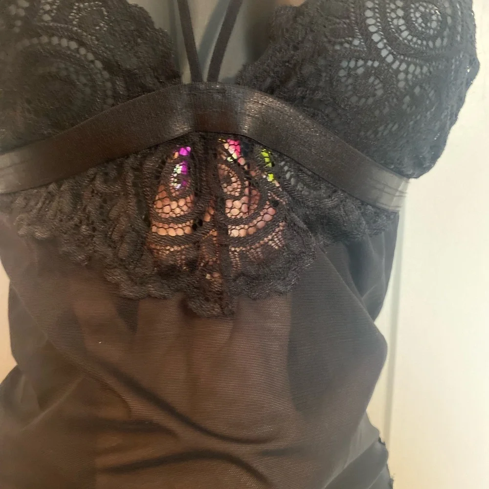 “OH LA LA CHERIE” Natasha Lacey & Strappy Teddy